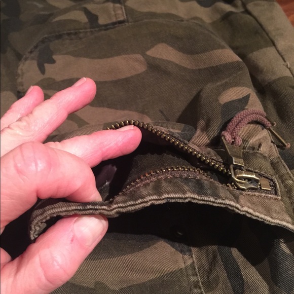 Express Camouflage Jacket Size Small - Picture 6 of 11